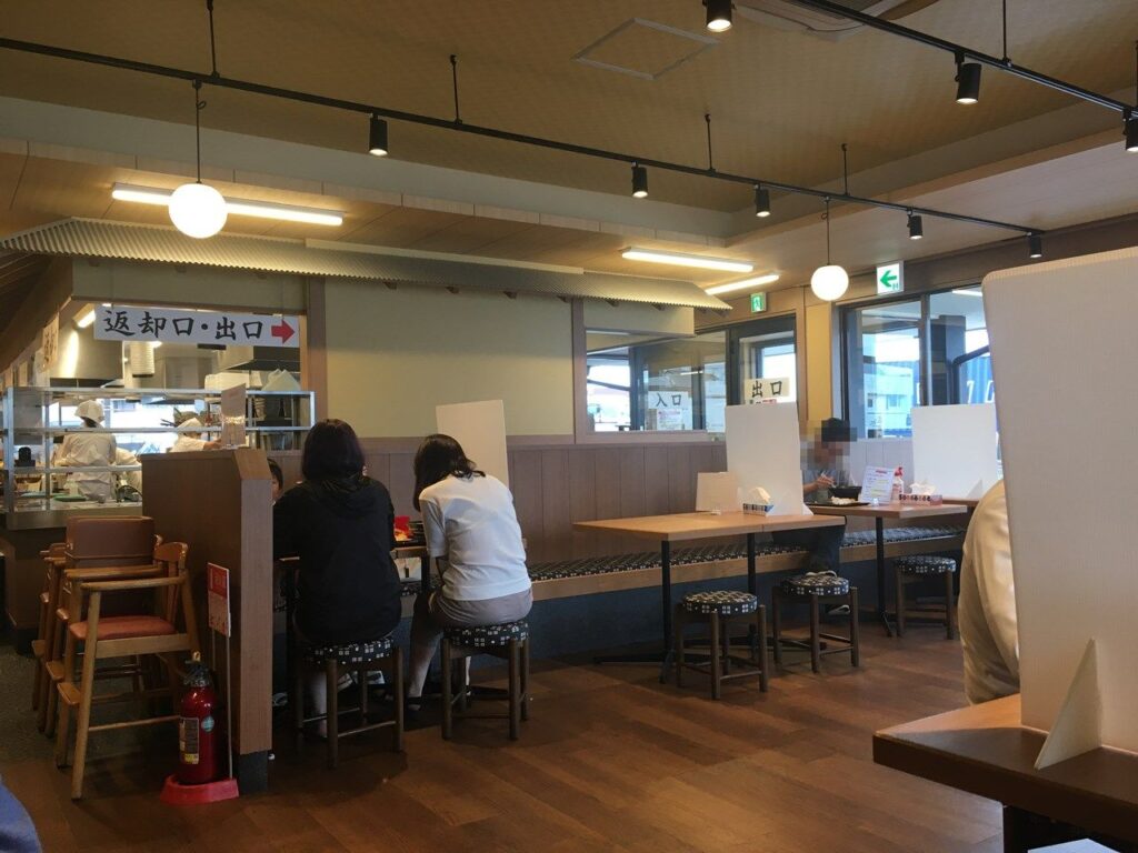 香の川製麺　店内