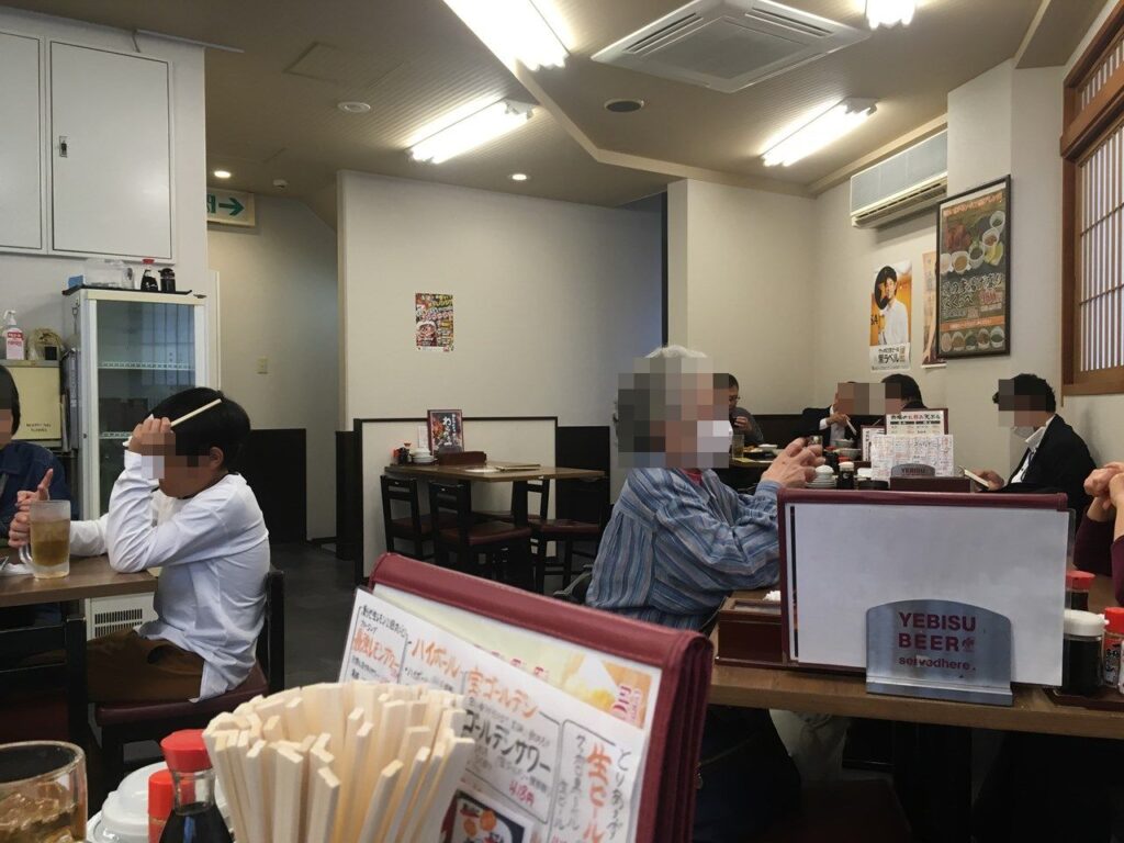 駅前 六甲道本店　店内