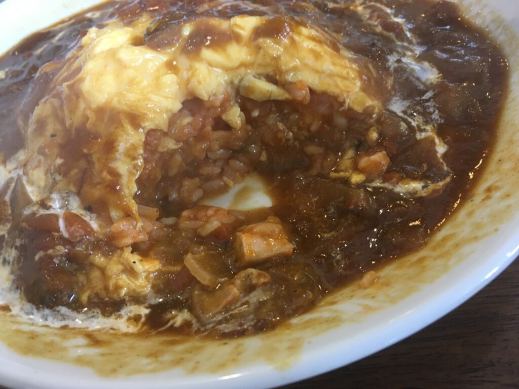 マキシムカフェ　オムカレーランチ