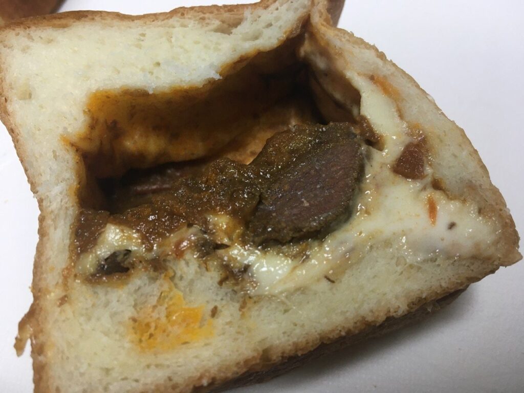 四角いとろけるチーズカレー