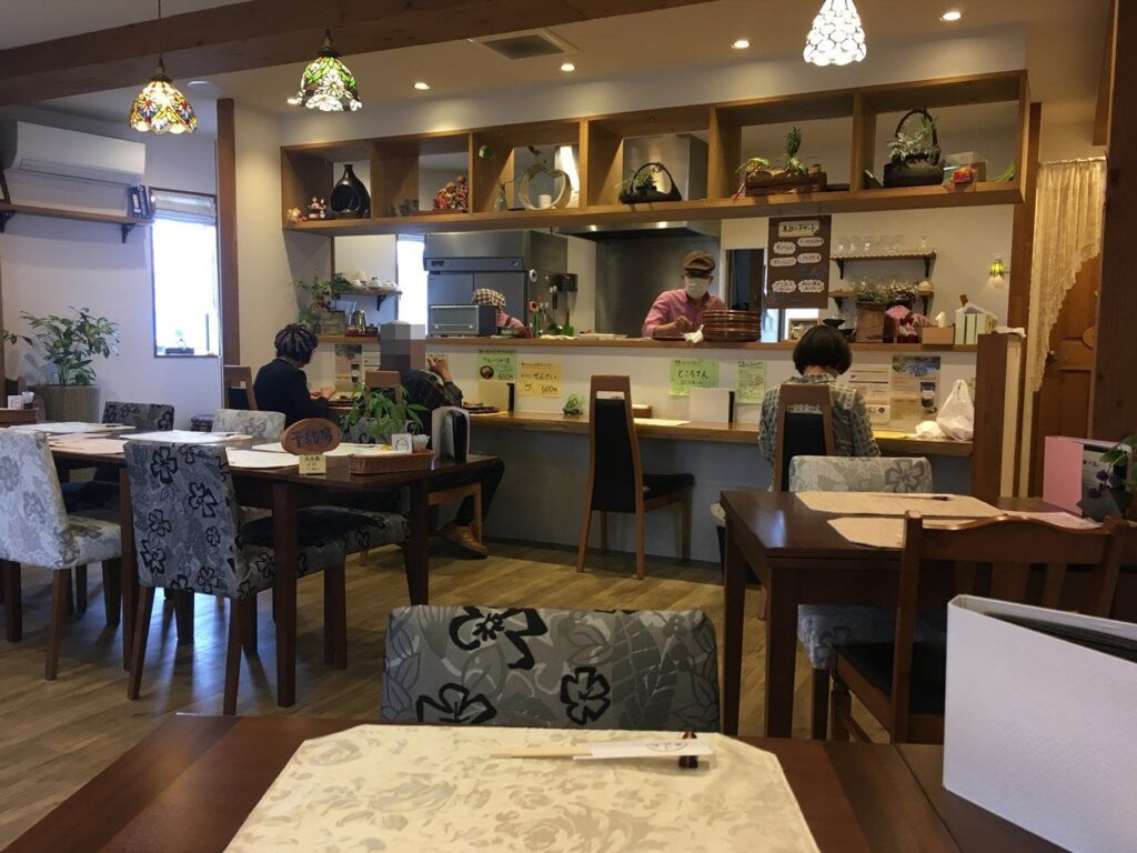 和カフェ一衣　店内