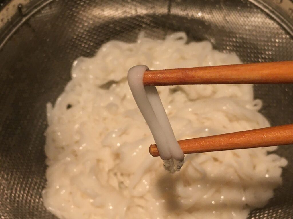糖質0うどん風平麺タイプ