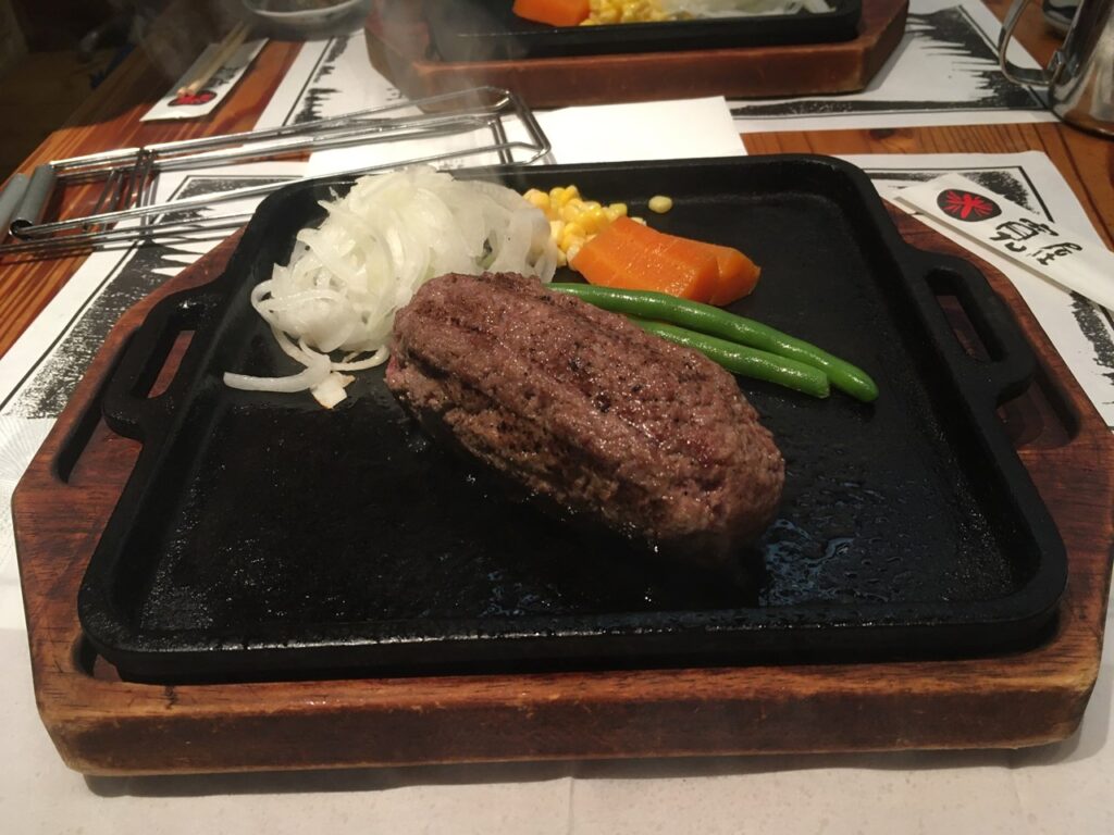 俵ハンバーグ