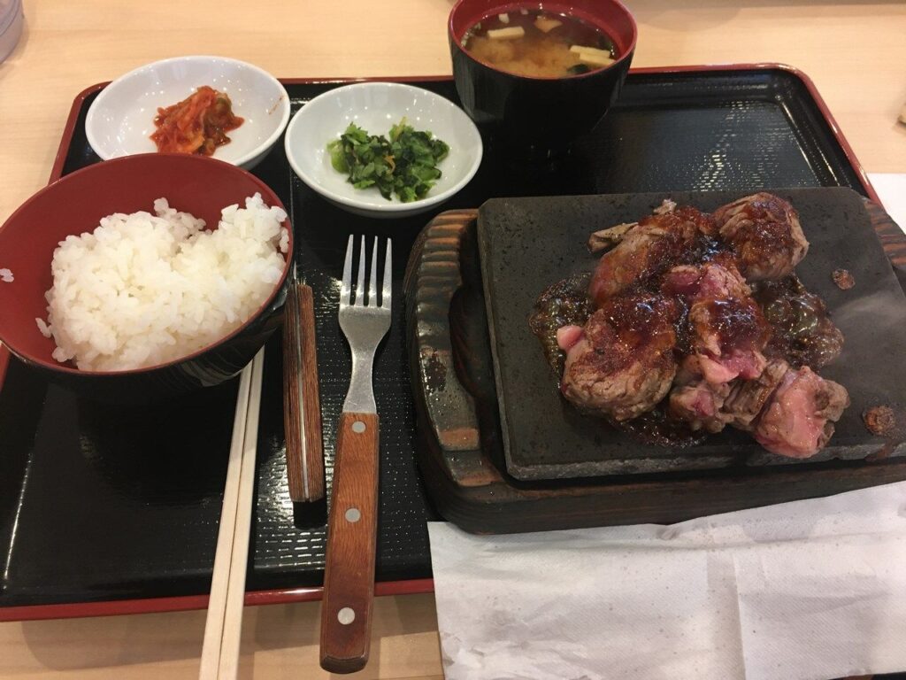 ワンダーステーキ 岸和田店(牛フィレカットステーキ)
